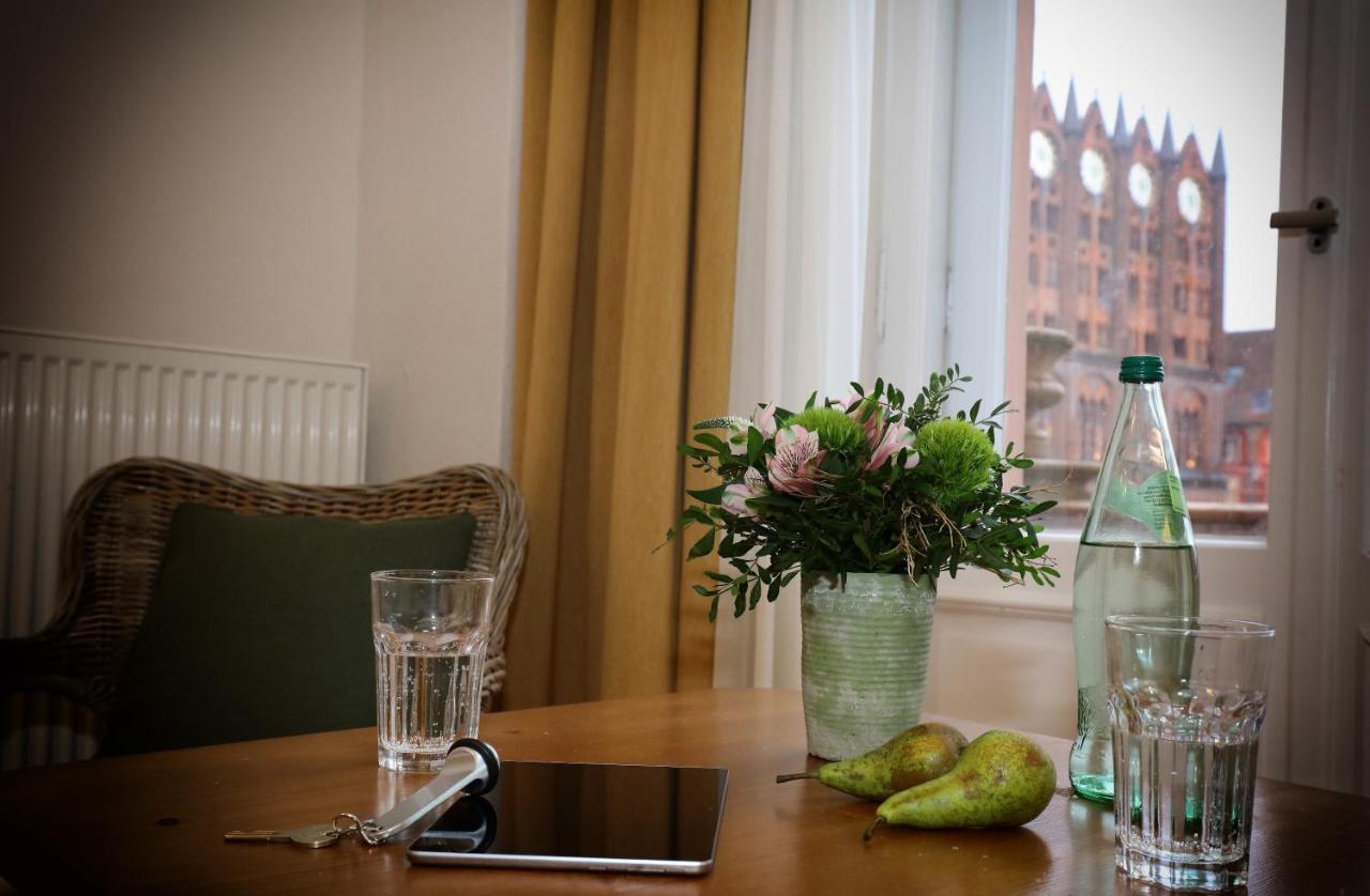 Aparthotel Markt Fuffzehn Stralsund Esterno foto